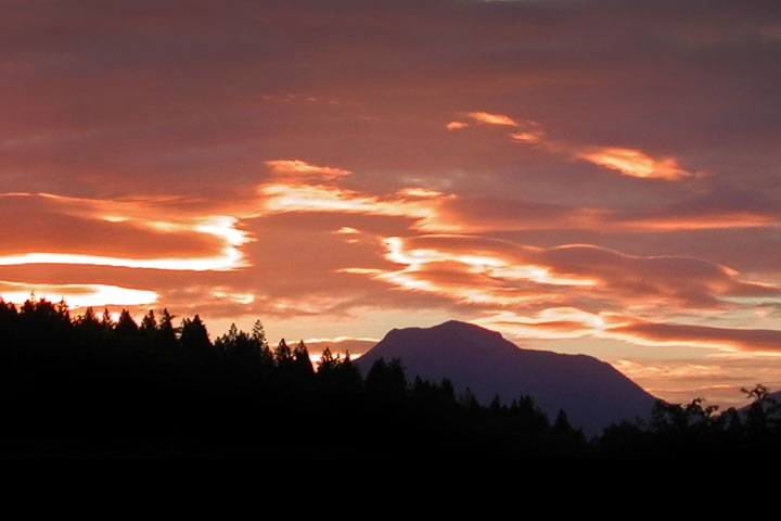 wave clouds