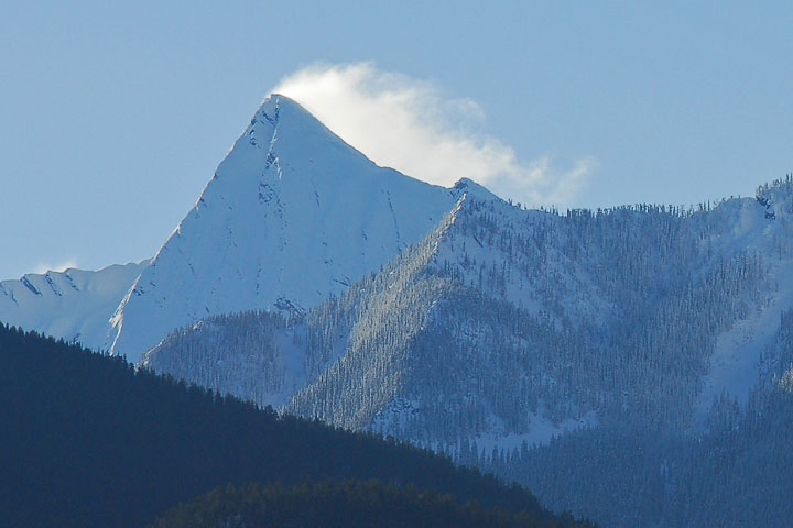 smoking mountain