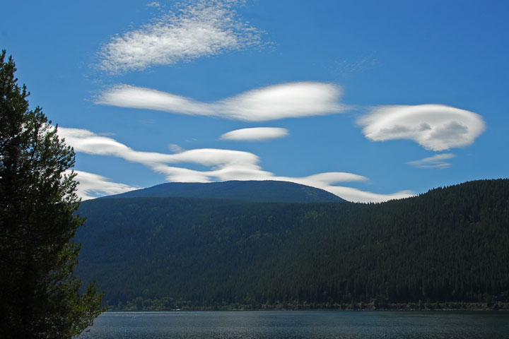 wave clouds